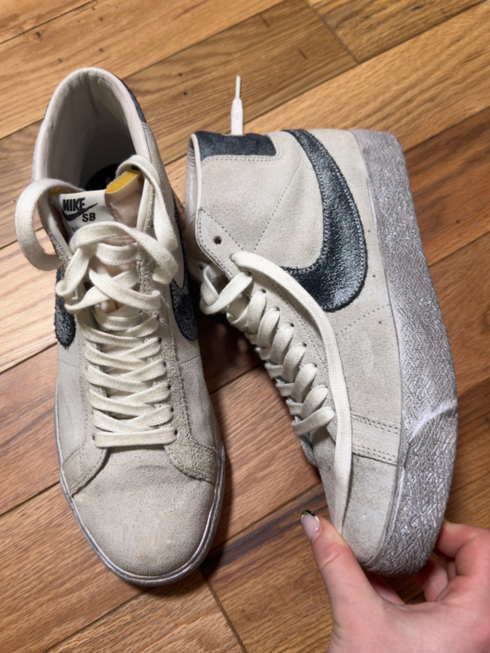 Nike SB Blazers Off-White Suede Mid-Top Sneakers with Black Swoosh - Picture 2 of 7